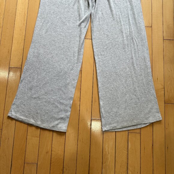 STARS ABOVE Super Soft Wide Leg Drawstring Sweatpants Size Small Grey w pockets - Picture 14 of 15